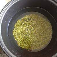 夏季消暑绿豆汤（超简单懒人电饭锅版）的做法图解1