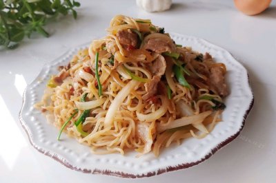 辣孜羊肉葱香面
