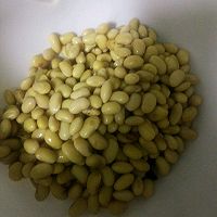 雪里红豆粒炒小河虾的做法图解3