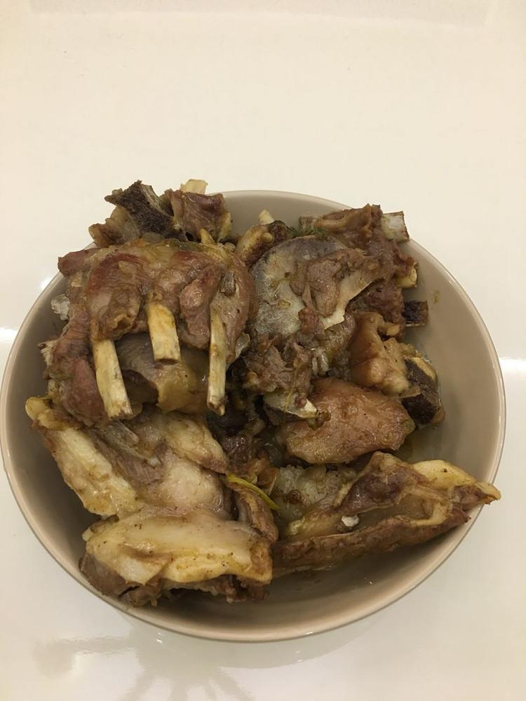 红焖羊排的做法