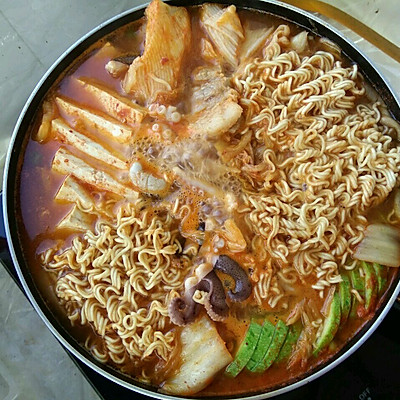 韩式海鲜汤锅