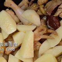 香菇鸡肉炖土豆的做法图解11