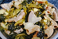 酸菜焖猪小肠的做法