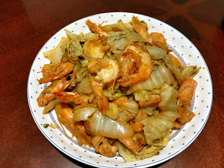 白菜炖大虾的做法
