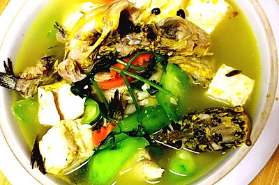 简单美味的黄骨鱼丝瓜豆腐汤