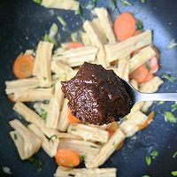 家常菜酱烧腐竹！超级下饭，比肉还香！的做法图解6