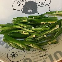 荞头炒辣椒的做法图解1