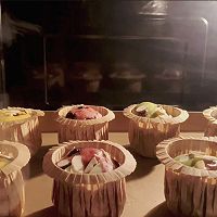 四色马芬蛋糕的做法图解8
