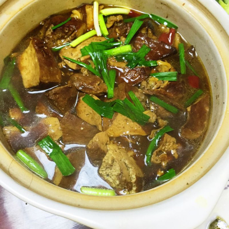 马桥豆腐炖花蛤肉的做法