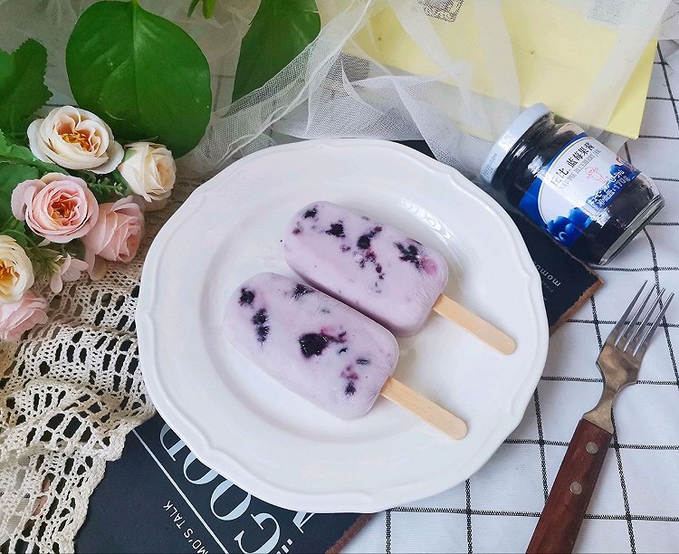 蓝莓酸奶冰棒的做法