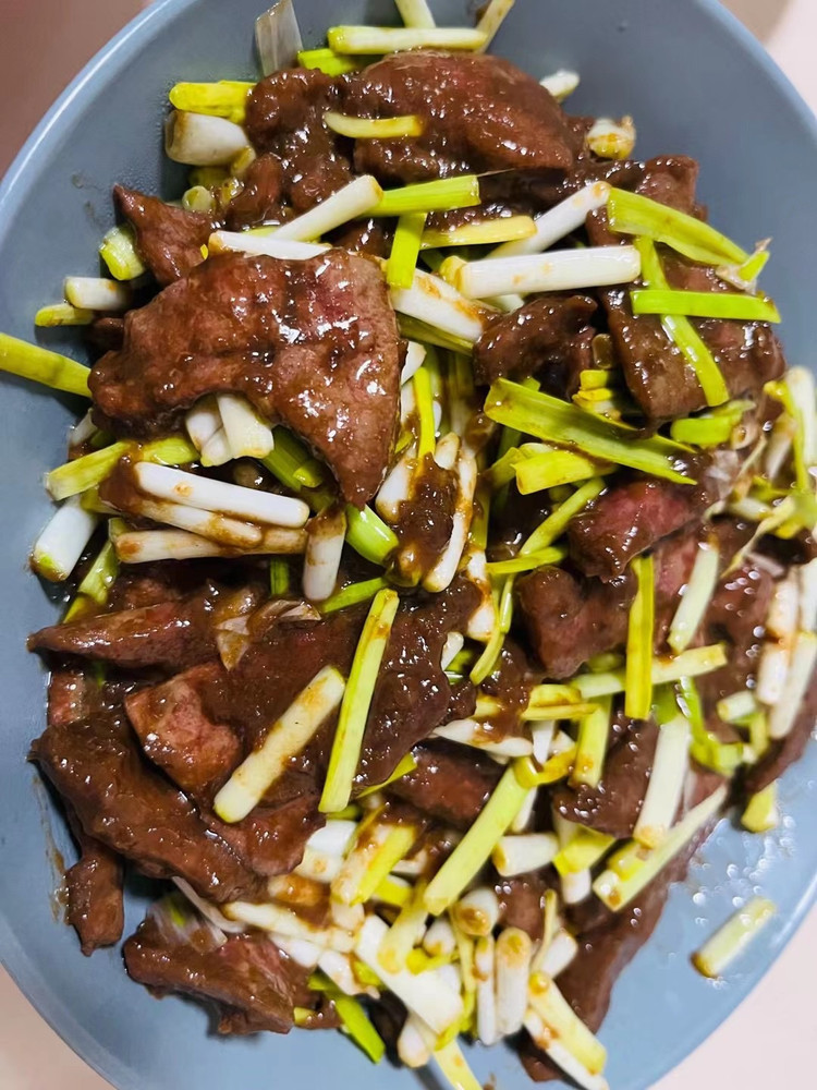 蒜黄炒猪肝的做法
