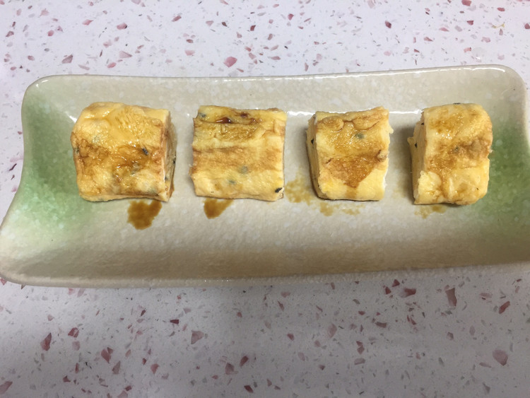 肉松芝麻厚蛋烧（玉子烧）的做法