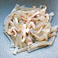 酸辣魔芋炒肉丝的做法图解5