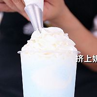 蓝天雪顶的做法，【暴小兔茶饮】免费奶茶教程的做法图解8