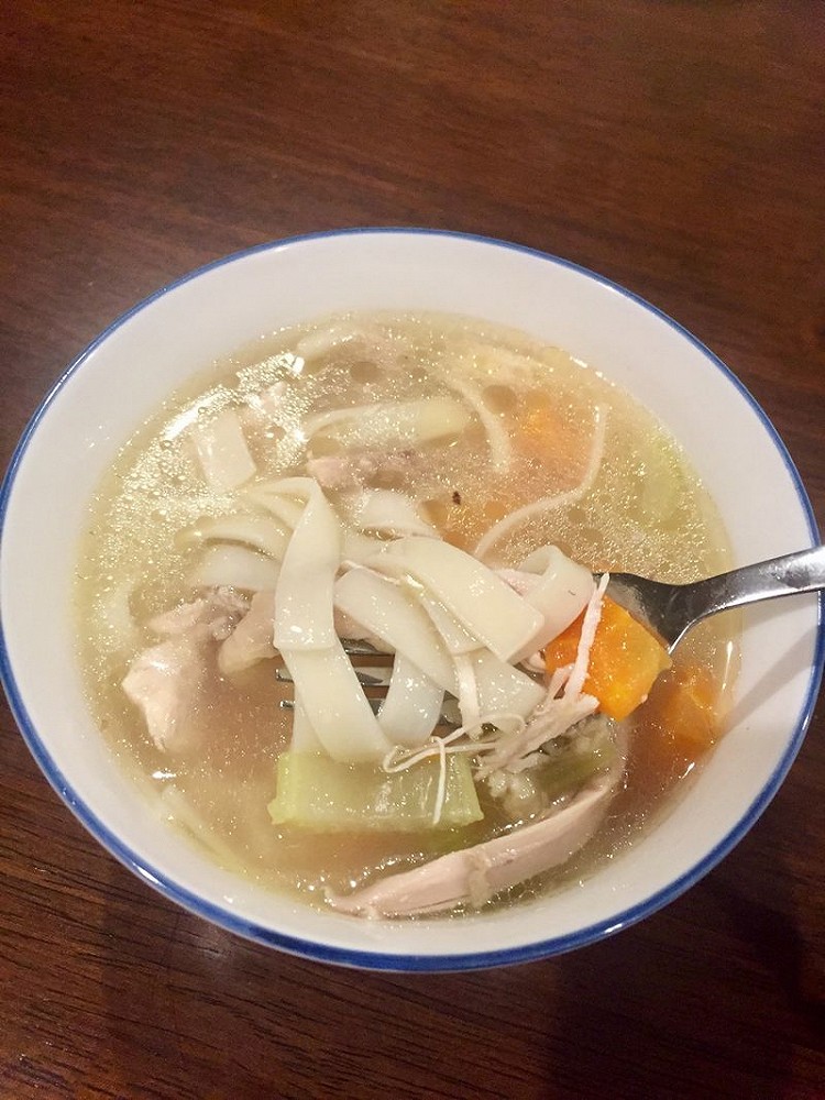 美式面条蔬菜鸡汤的做法