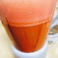 鲜榨胡萝卜香梨汁的做法图解4