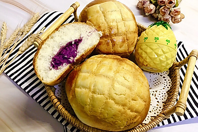 紫薯菠萝包