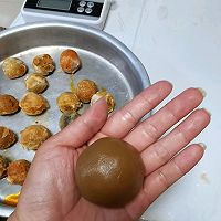 蛋黄莲蓉月饼的做法图解15