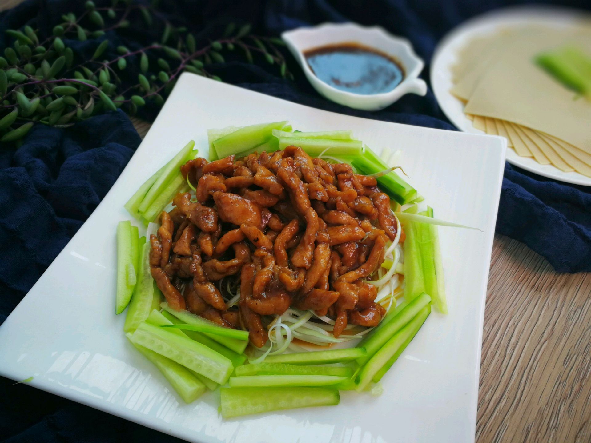 Shredded pork with Beijing sauce