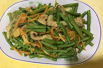 豆角炒肉丝