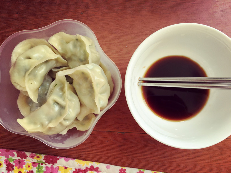 韭菜猪肉饺子的做法