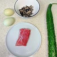 黄瓜不用凉拌 可以做木须肉吃的做法图解1