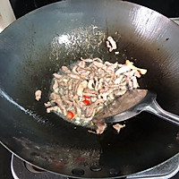 #我要上首焦#绿豆芽炒肉丝的做法图解2