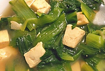 暖心降火的小白菜炖豆腐汤——豆腐香软滑嫩，小白菜清爽美味的做法