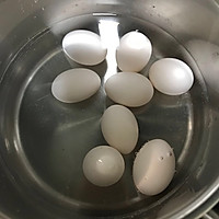 鸽子蛋姜薯薏米甜汤的做法图解1