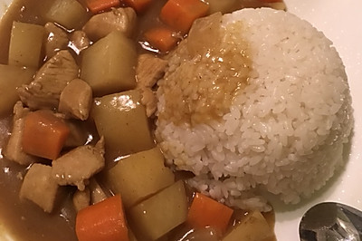 咖喱鸡肉饭