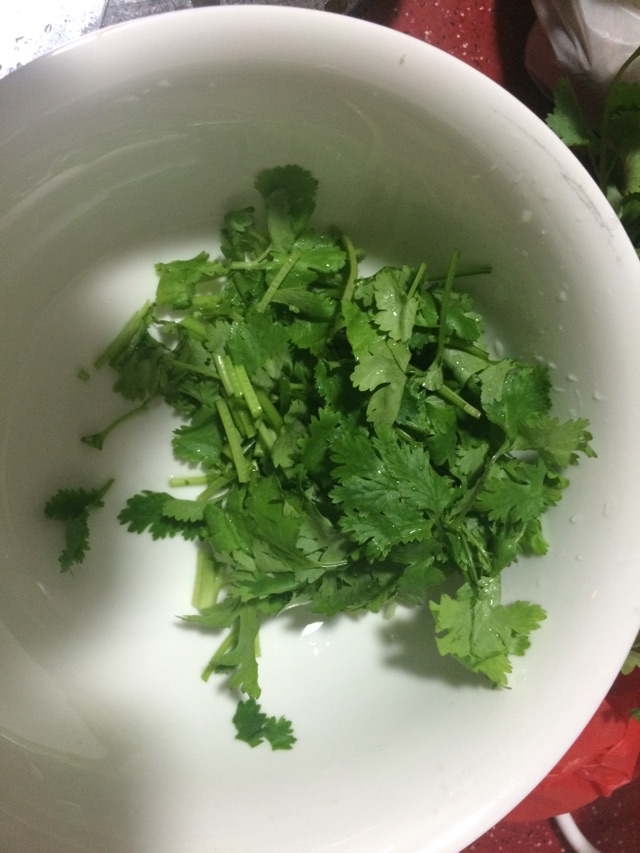 香菜肉末蛋煎饼的做法图解1
