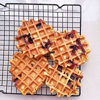 #好吃不上火#蓝莓酸奶华夫饼#麦子厨房早餐机#的做法图解6