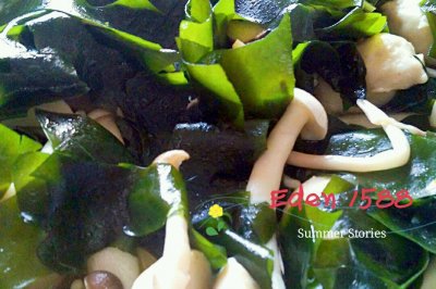 海带菌菇肉丸子汤