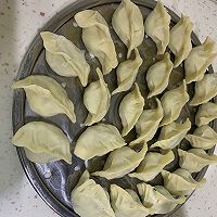 韭菜鸡蛋水饺的做法图解4