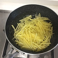 夏季开胃神器-凉拌土豆丝的做法图解1