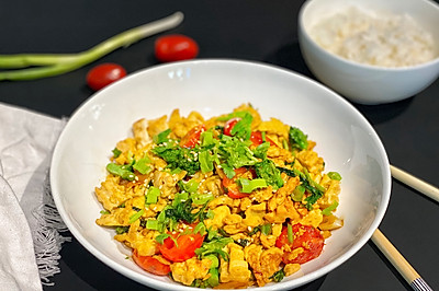 番茄青菜烩鸡蛋裹豆腐