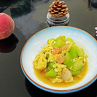 丰富餐桌味：丝瓜虾仁滑蛋，虾红瓜绿，鲜美无比～的做法图解11