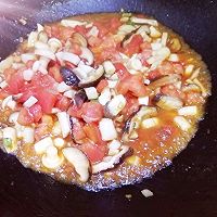 懒人美味饭——西红柿菌菇汤老鸹撒的做法图解12