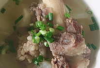 白萝卜牛骨汤的做法