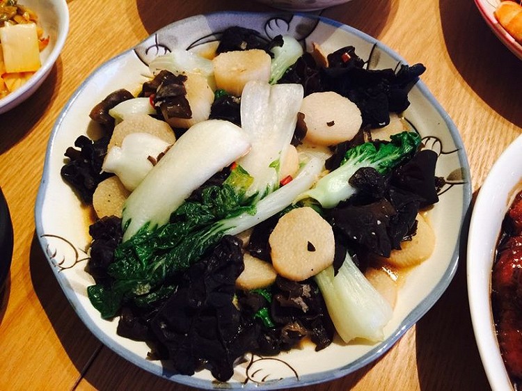 山药木耳汇小青菜的做法