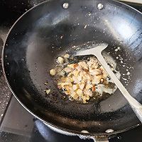 一人食之干贝肉丝鸡蛋青菜面的做法图解4