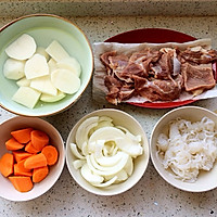 简单料理之土豆炖肉的做法图解2