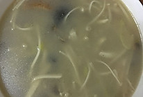 杂菌海参汤的做法