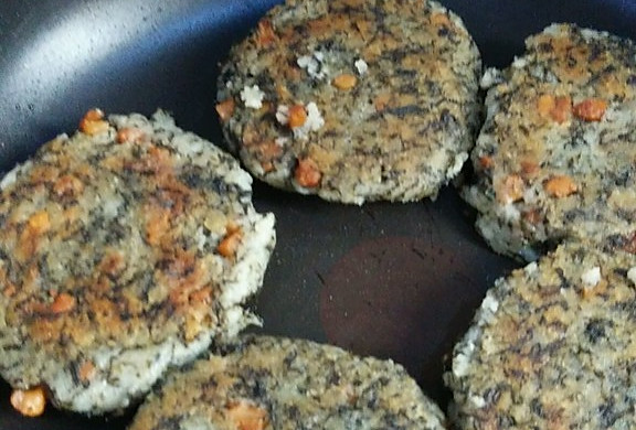 舌尖上的中国里的蒿子粑