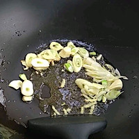 #憋在家里吃什么#  韭菜炒南极磷虾的做法图解5
