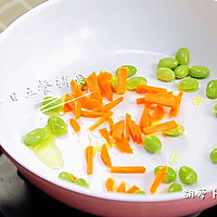 蔬菜奶酪米饭煎饼 宝宝辅食，鸡蛋+毛豆+西葫芦+胡萝卜的做法图解6