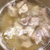 #感恩节烹饪挑战赛#鸡汁丝瓜排骨汤的做法图解5