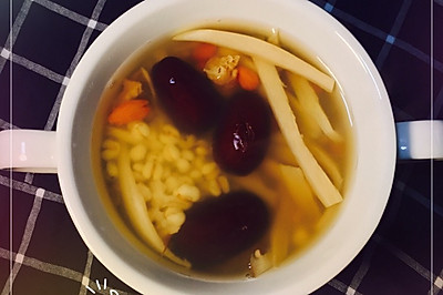松茸薏仁汤「吃它」