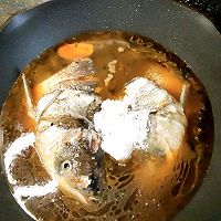 #万物生长 营养尝鲜#传统家常菜红烧鲢鱼头的做法图解3