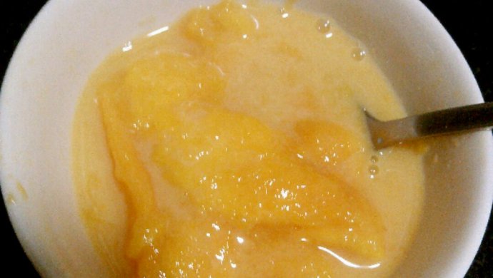 最简单的椰汁芒果露